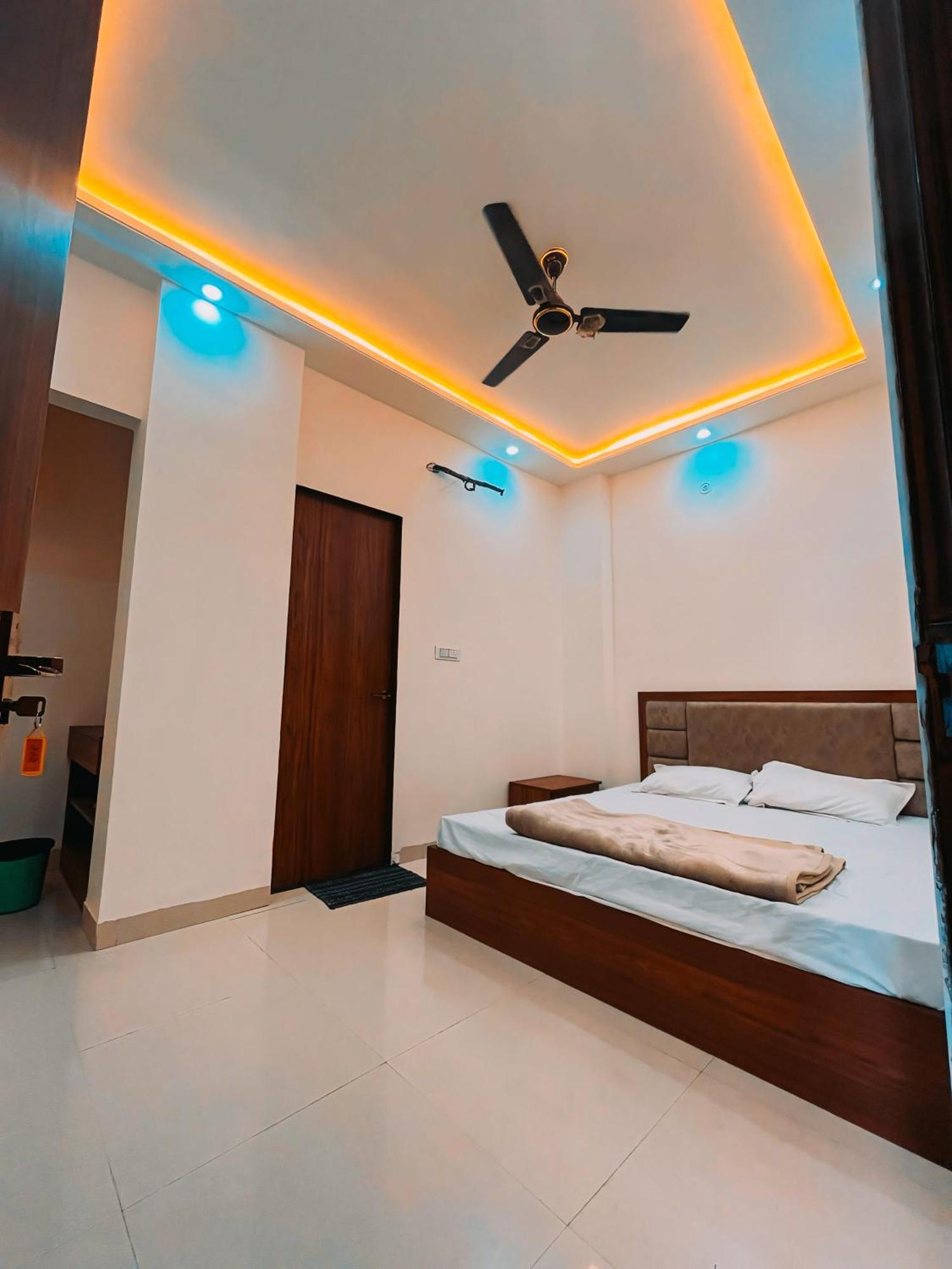 Hotel Pooja Jaipur Extérieur photo