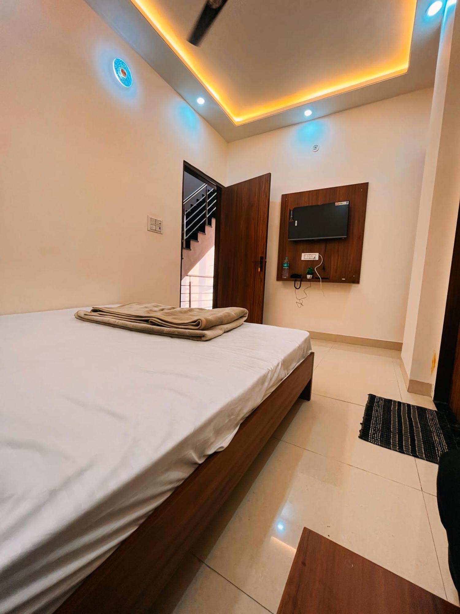 Hotel Pooja Jaipur Extérieur photo